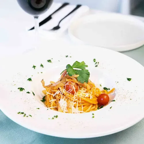 Paste cu sos Amatriciana