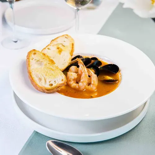 Supă cu fructe de mare